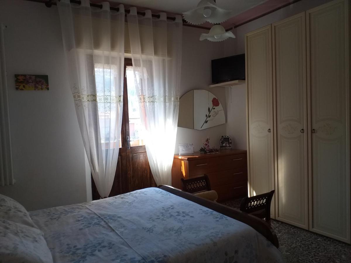 Bed & Breakfast La Rosa Rossa Cagli Exteriör bild