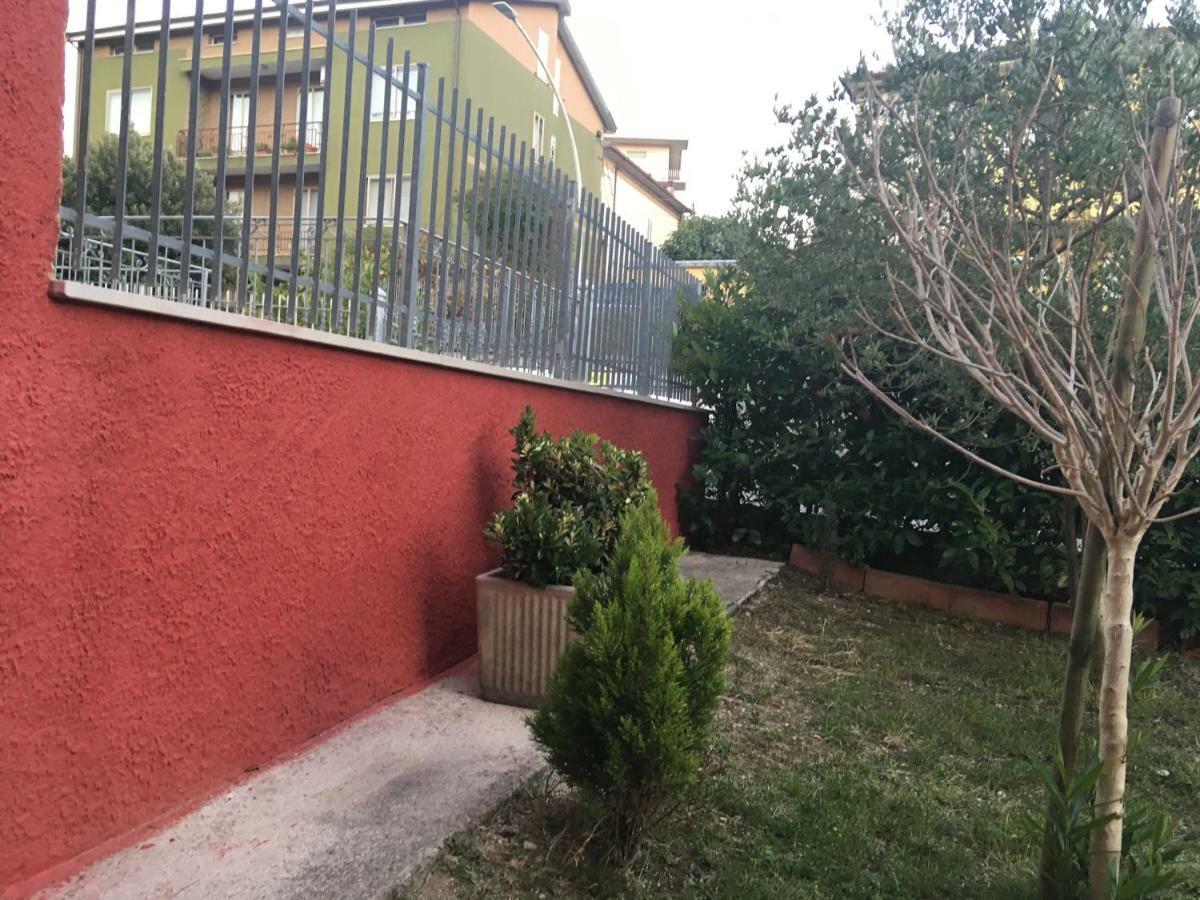 Bed & Breakfast La Rosa Rossa Cagli Exteriör bild